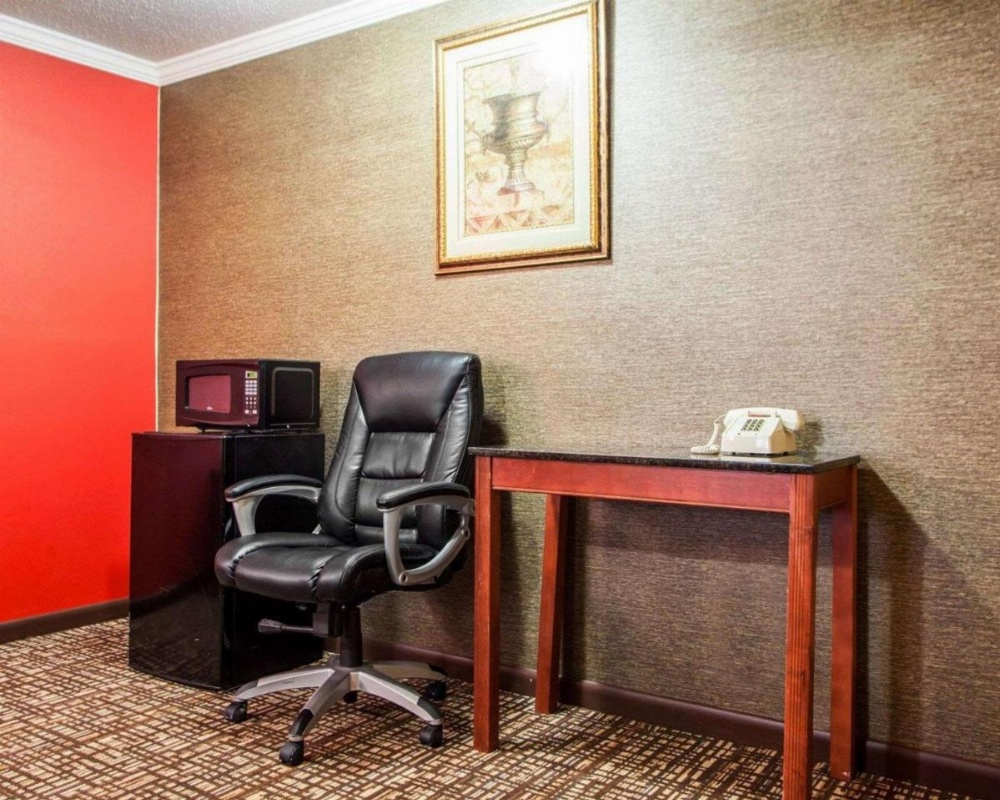 Rodeway Inn Paterson Image 14