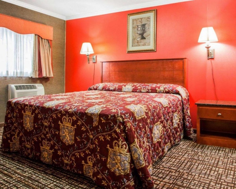 Rodeway Inn Paterson Image 16